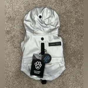 Fleece-lined raincoat for dogs